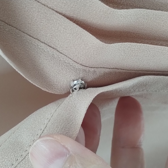 chandi & lia snap down long sleeve blouse small lightweight tan  pin tuck front - Picture 8 of 10